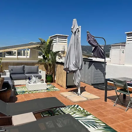 Appartement Avec Terrasse Sur Le Toit Vue Mer Roses Exterior photo