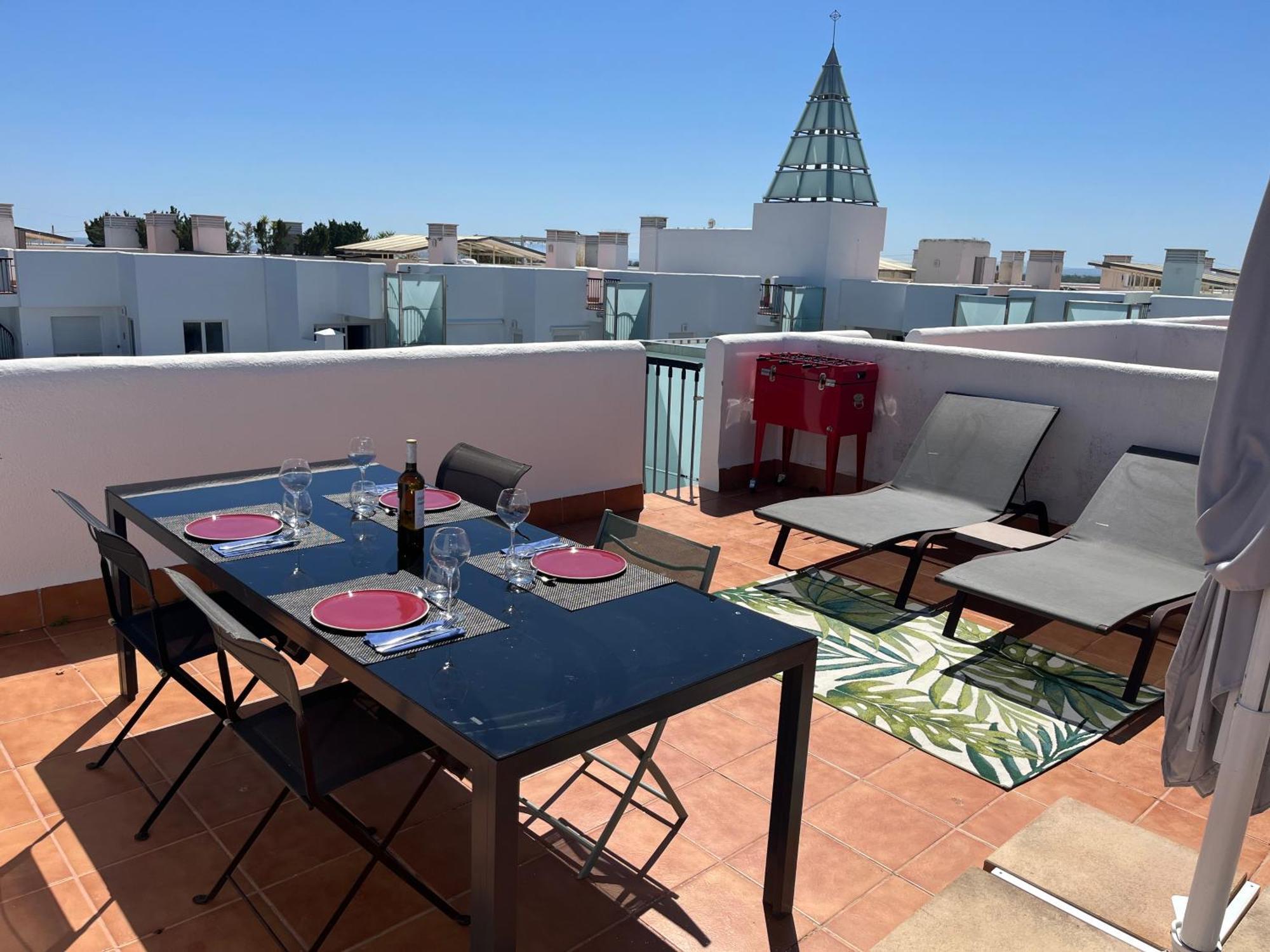 Apartment Avec Terrasse Sur Le Toit Vue Roses
